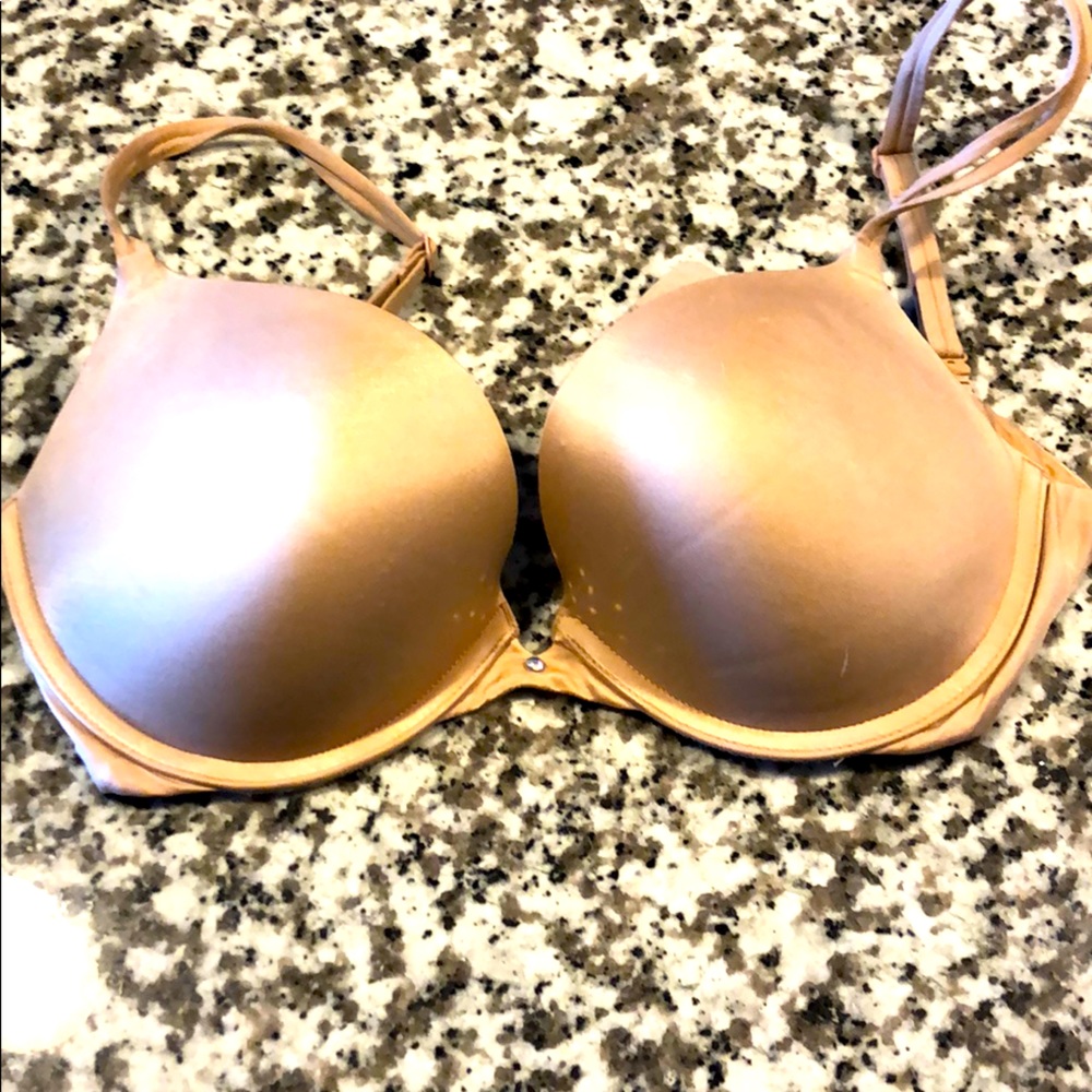 Victoria secret very sexy push-up bra